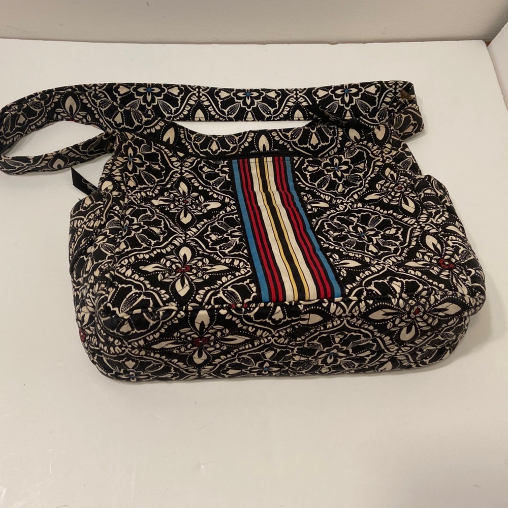 Vera Bradley purse stripped design hand bag